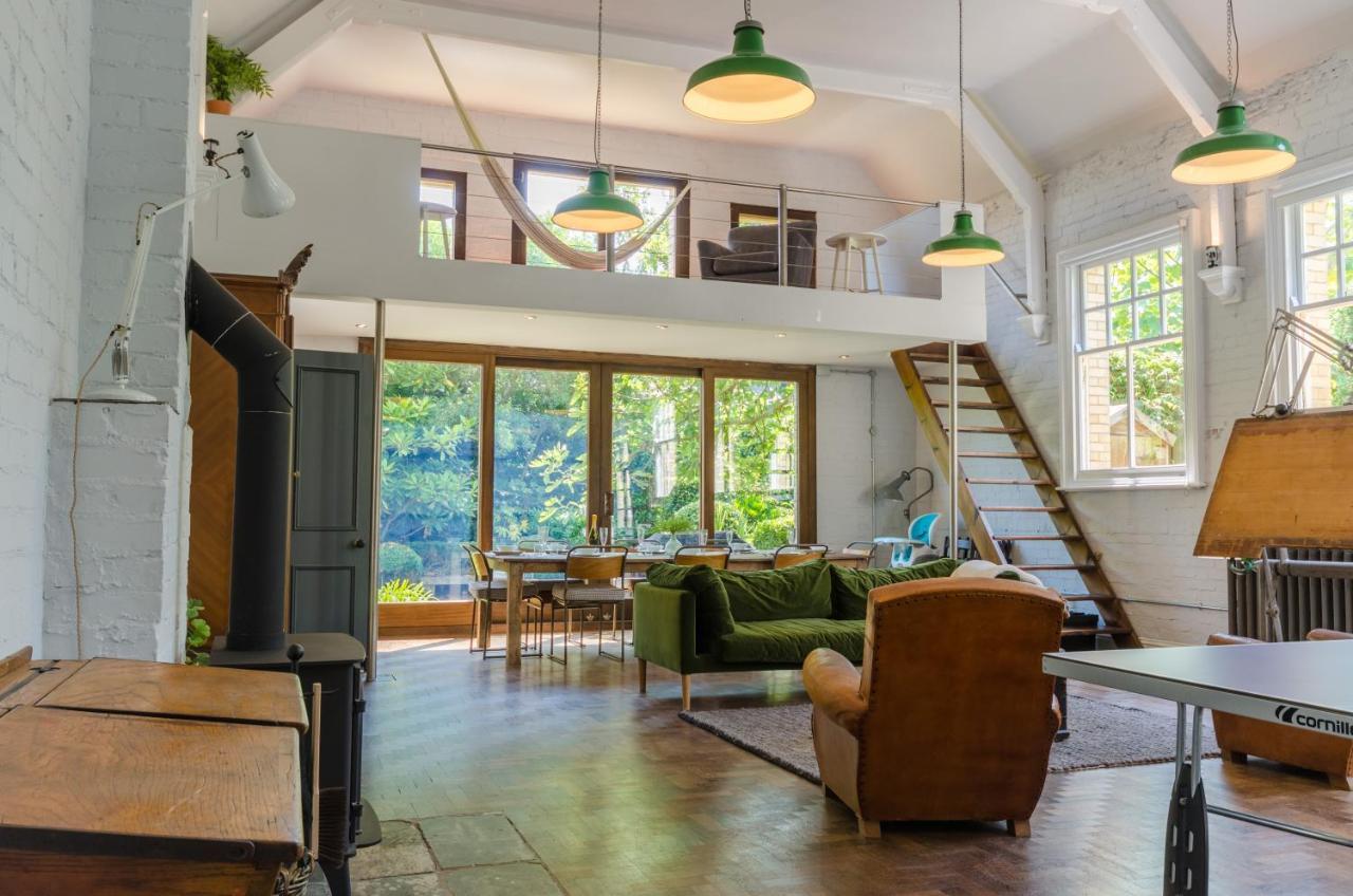 Luxury Victorian School With Views Of Harbour Villa Fowey Exterior photo