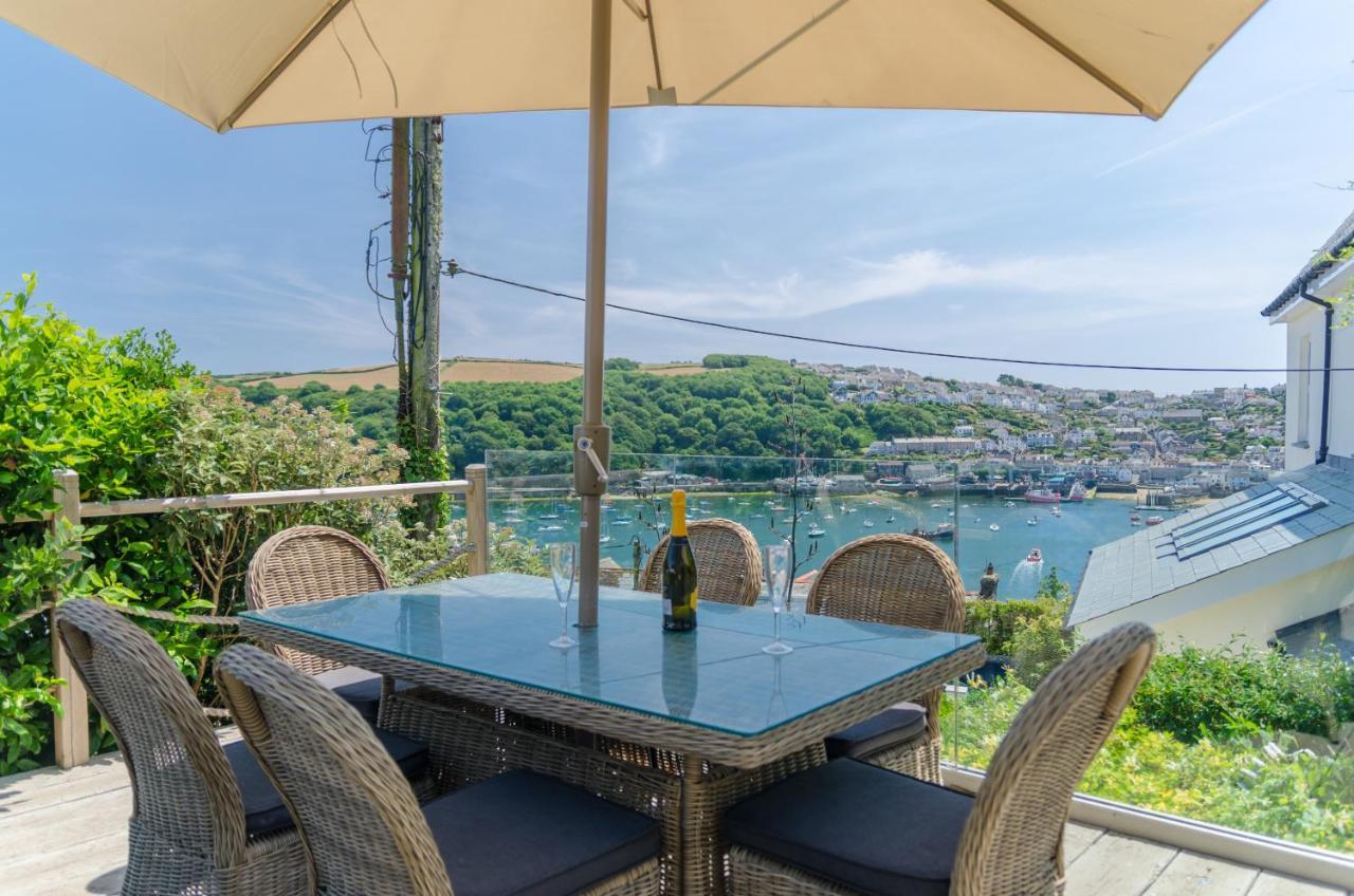 Luxury Victorian School With Views Of Harbour Villa Fowey Exterior photo